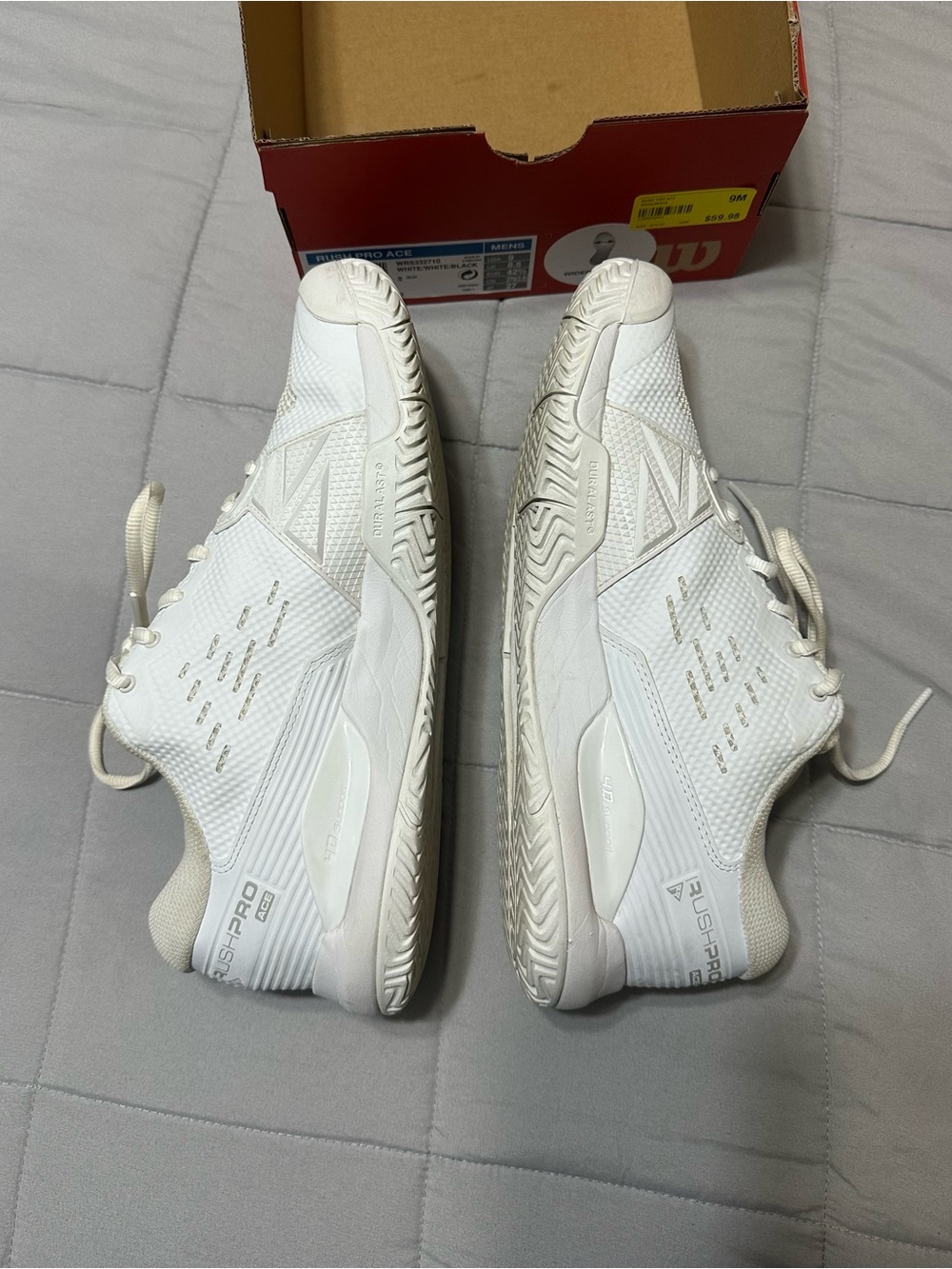 Wilson White Men's/Women’s Athletic Tennis Shoe
Worn once